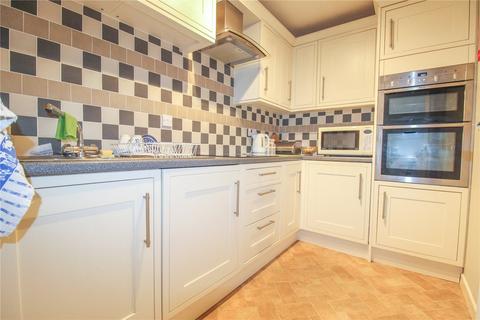 2 bedroom apartment for sale, Raleigh Court, Trowbridge