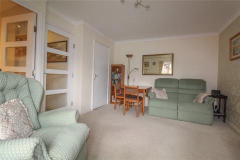 2 bedroom apartment for sale, Raleigh Court, Trowbridge