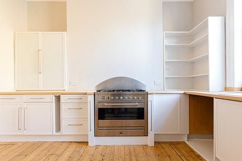 3 bedroom semi-detached house for sale, Richmond Avenue, Barnsbury, Islington, N1