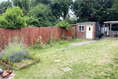 24 Meadfield Avenue, Slough, SL3 8HP