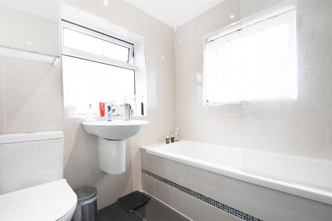 24 Meadfield Avenue, Slough, SL3 8HP