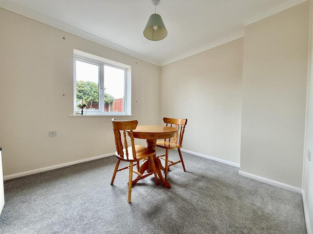 Dining Room.jpg