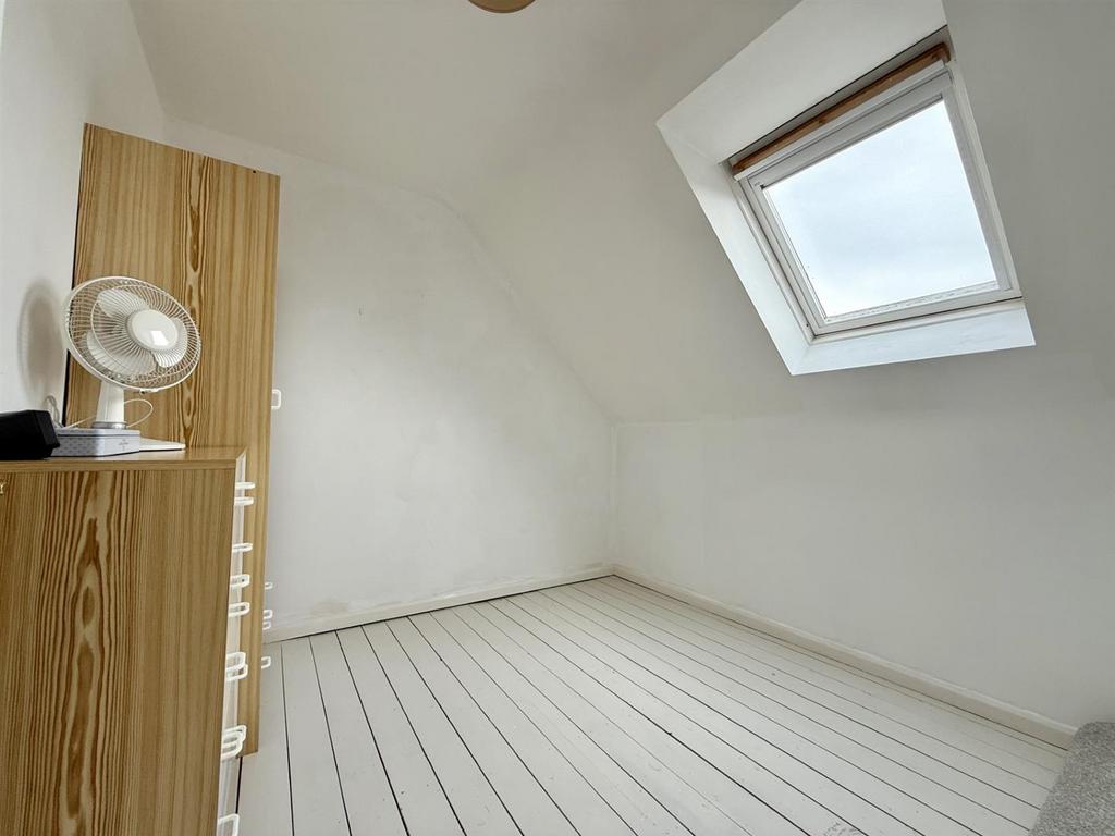 Bedroom2.jpg