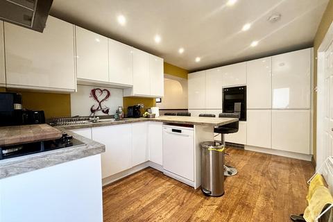 undefined, Park Avenue, Sherburn In Elmet, Leeds