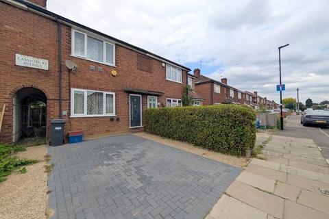 29 Cassiobury Avenue, Feltham, TW14 9JE