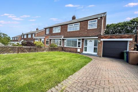 3 bedroom semi-detached house for sale, Essex Drive, Washington, Tyne and Wear, NE37 2PE
