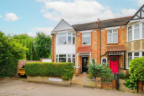 1 Horsley Road, London, E4 7HX