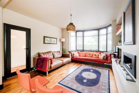 1 Horsley Road, London, E4 7HX