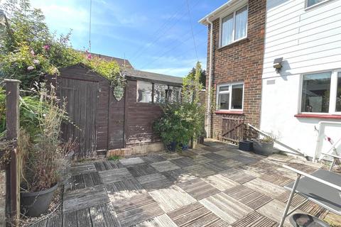 4 bedroom semi-detached house for sale, Prior Crescent, Newport