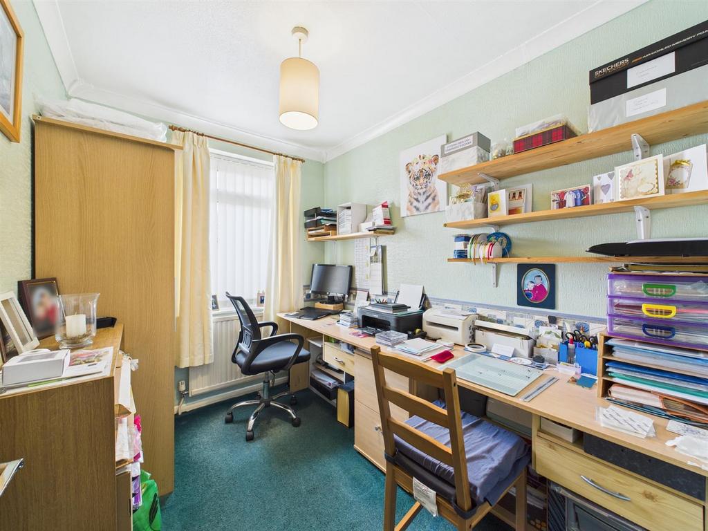 Bedroom:
