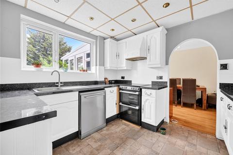 16 Chipstead Road, Erith, DA8 3HT