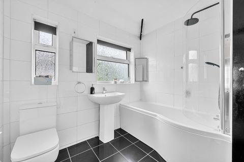 16 Chipstead Road, Erith, DA8 3HT