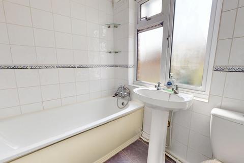 9 Denmark Street, Folkestone, CT19 6EJ
