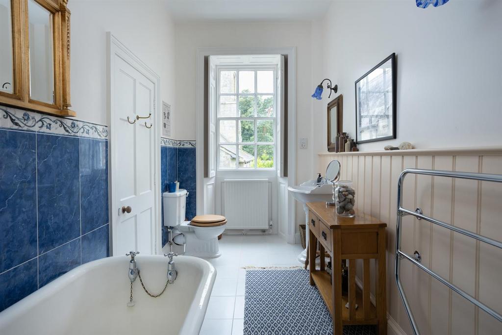 Bedroom suite 2