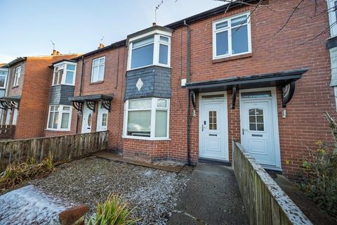 2 bedroom apartment to rent, Newlands Road, South Gosforth, Newcastle Upon Tyne, NE2