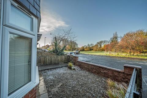 2 bedroom apartment to rent, Newlands Road, South Gosforth, Newcastle Upon Tyne, NE2