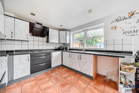 5 bedroom detached house for sale, Figsbury Close, Taw Hill, Swindon, SN25