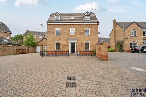 5 bedroom detached house for sale, Figsbury Close, Taw Hill, Swindon, SN25