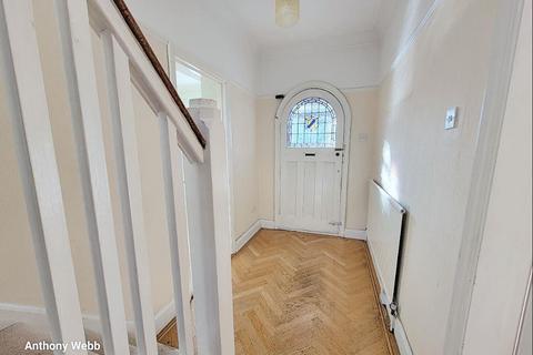 4 bedroom semi-detached house for sale, Oakwood Park Road, London