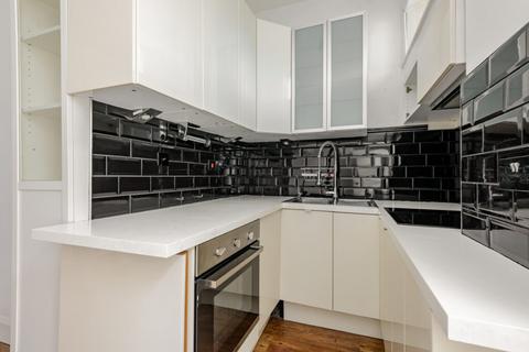 2 bedroom flat for sale, 24/6 Roseneath Terrace, Edinburgh, EH9 1JW