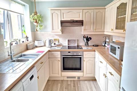undefined, Regency Heights, Caversham, Reading