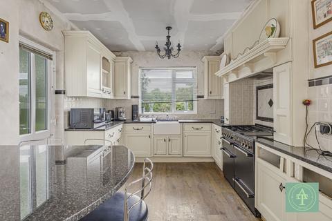 4 bedroom detached house for sale, Houndsden Road, London , N21