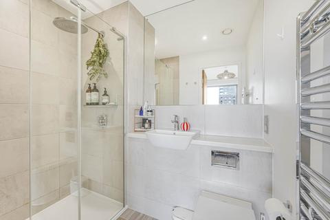 2 bedroom apartment to rent, Palladium Court, Sudbourne Road, London