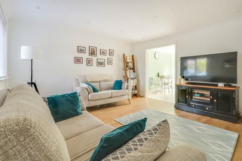4 Shillingstone, Shoeburyness, Southend-on-sea, SS3 8BY