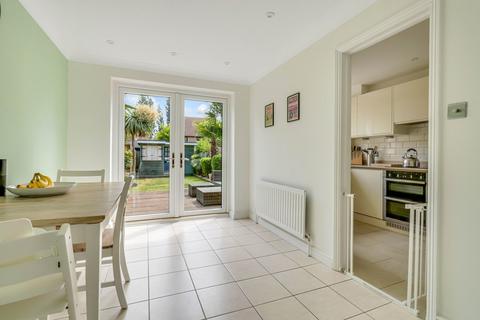 4 Shillingstone, Shoeburyness, Southend-on-sea, SS3 8BY