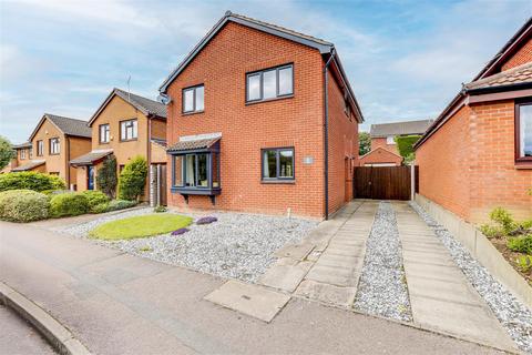 4 bedroom detached house for sale, Barling Drive, Ilkeston DE7