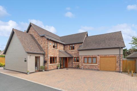 High Trees Merriman Close, Stoulton, Worcester, WR7 4RY