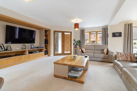 High Trees Merriman Close, Stoulton, Worcester, WR7 4RY