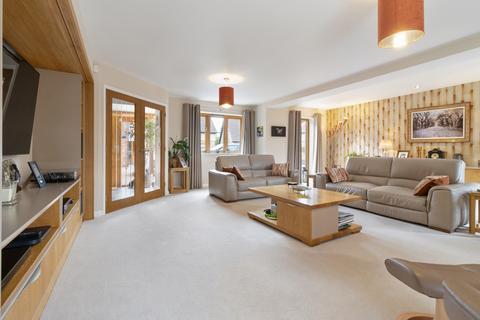 High Trees Merriman Close, Stoulton, Worcester, WR7 4RY