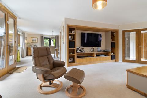 High Trees Merriman Close, Stoulton, Worcester, WR7 4RY