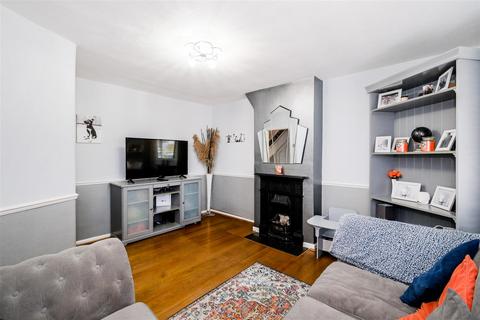 2 bedroom terraced house for sale, Withy Mead, Chingford