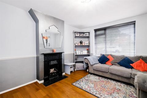 2 bedroom terraced house for sale, Withy Mead, Chingford