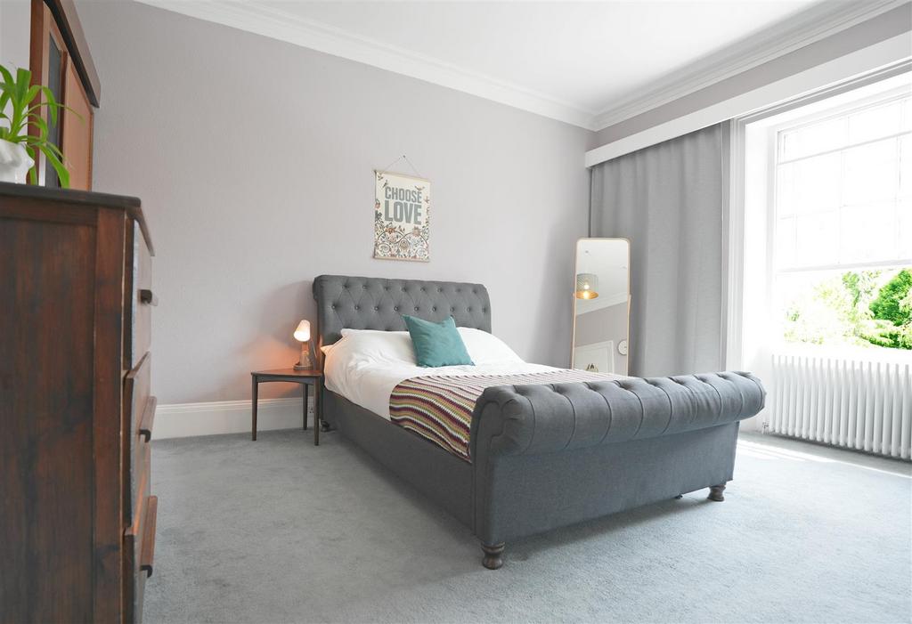 3rd Bed 1.jpg