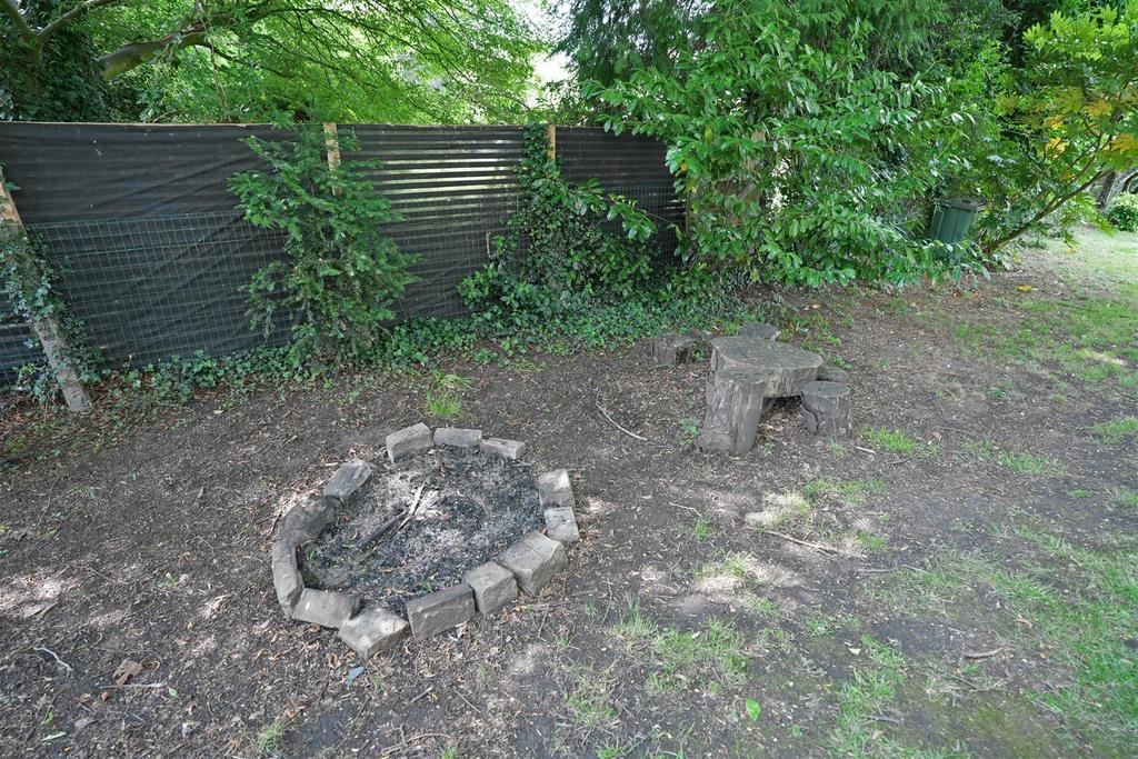 Garden 3.jpg