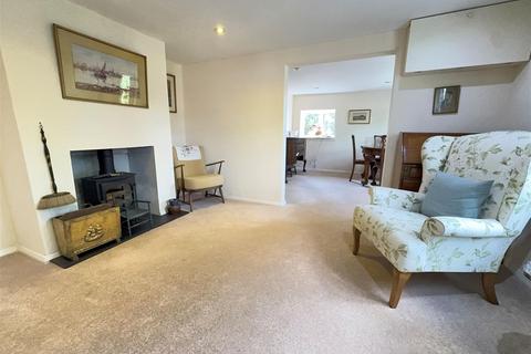 2 bedroom end of terrace house for sale, Chandos Place, Wendover HP22