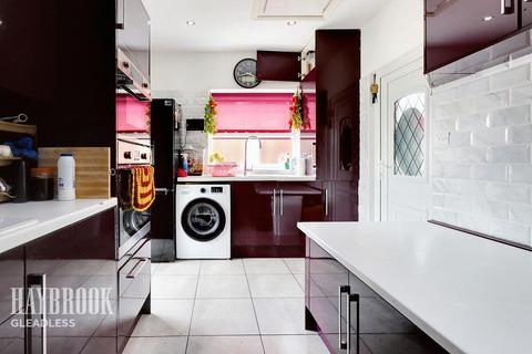 4 Basford Drive, Sheffield, S9 5BE