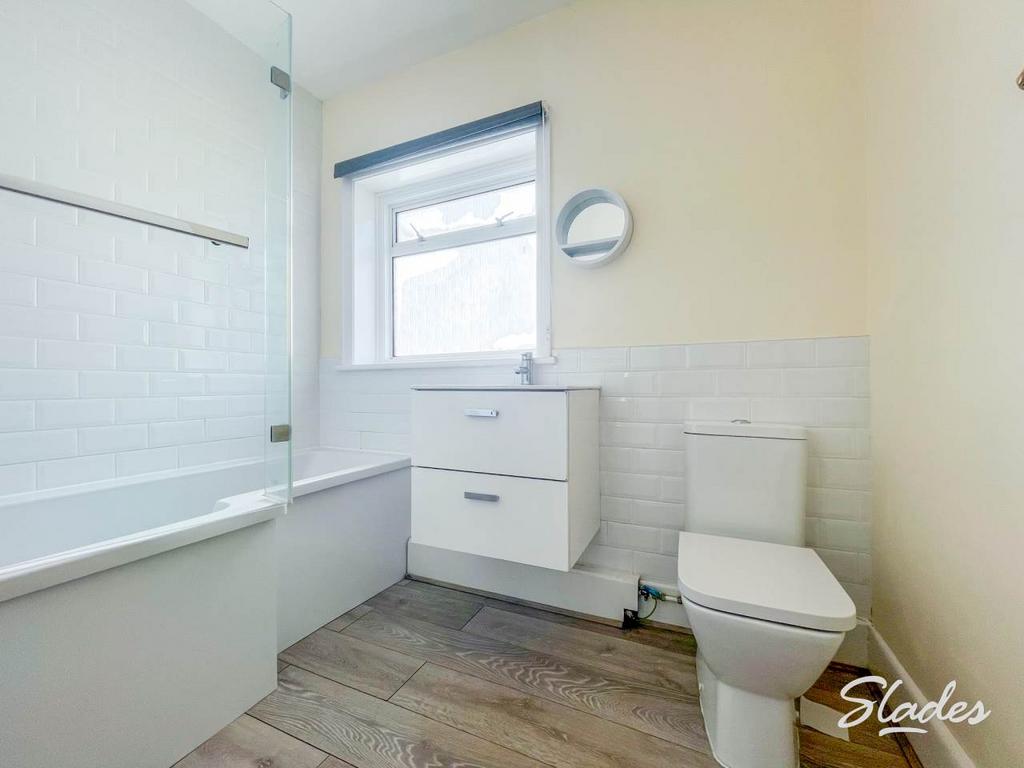 9 Harbour bathrom