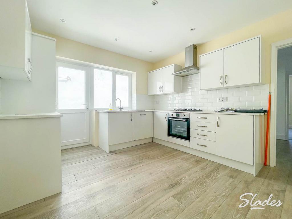 9 harbour kitchen 3