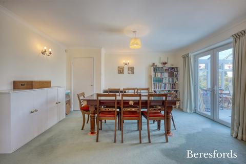3 bedroom detached house for sale, Chelmsford Road, Felsted, CM6