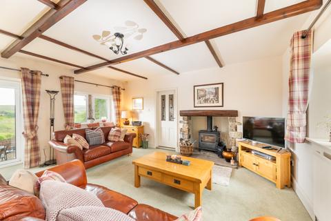 4 bedroom house for sale, Oldfield Lane, Oldfield, West Yorkshire, BD22