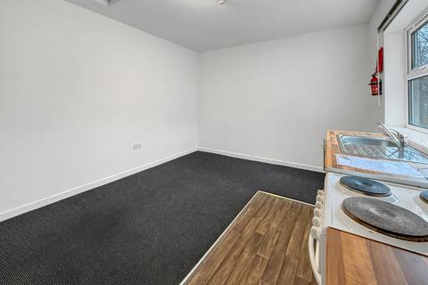 Studio to rent, Ely Road, Cardiff, CF5