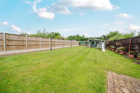 undefined, Church End, Renhold, Bedford