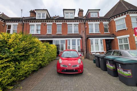 undefined, Bounds Green Road, Wood Green N22