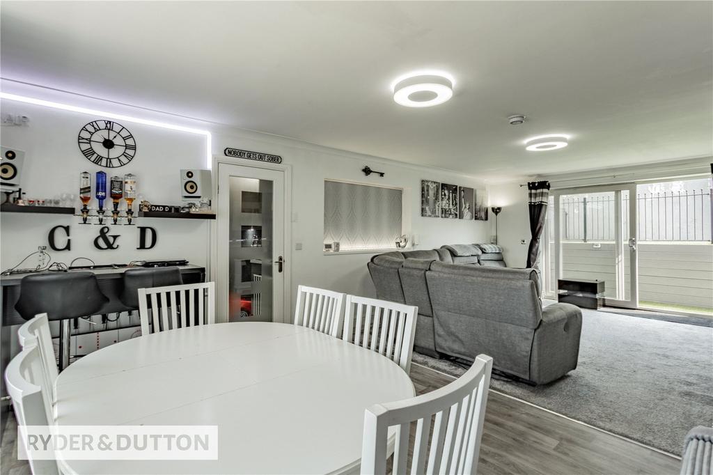 Sitting/Dining Room
