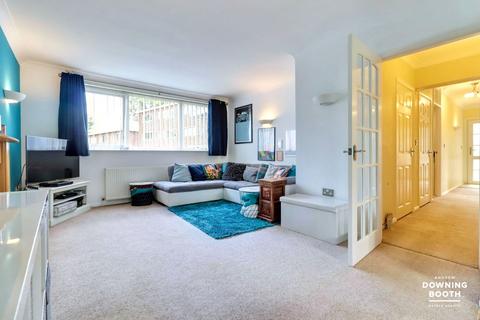 7 Angorfa Close, Lichfield, WS13 8AG