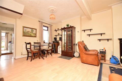 44 Heath Road, Romford, RM6 6LJ